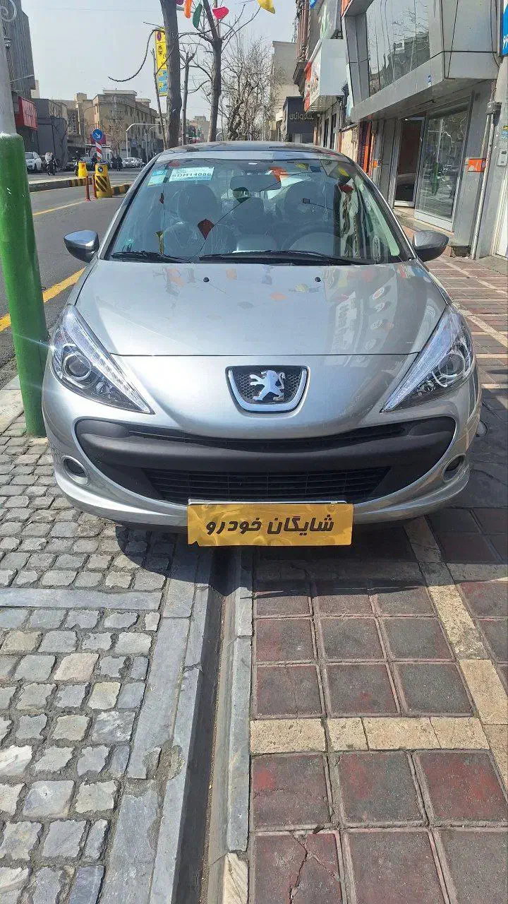 پژو207i دنده اتومات پانا//سقف فلز ۱۴۰۴ تحویل فوری|خودرو سواری و وانت|تهران, جمال‌زاده|دیوار