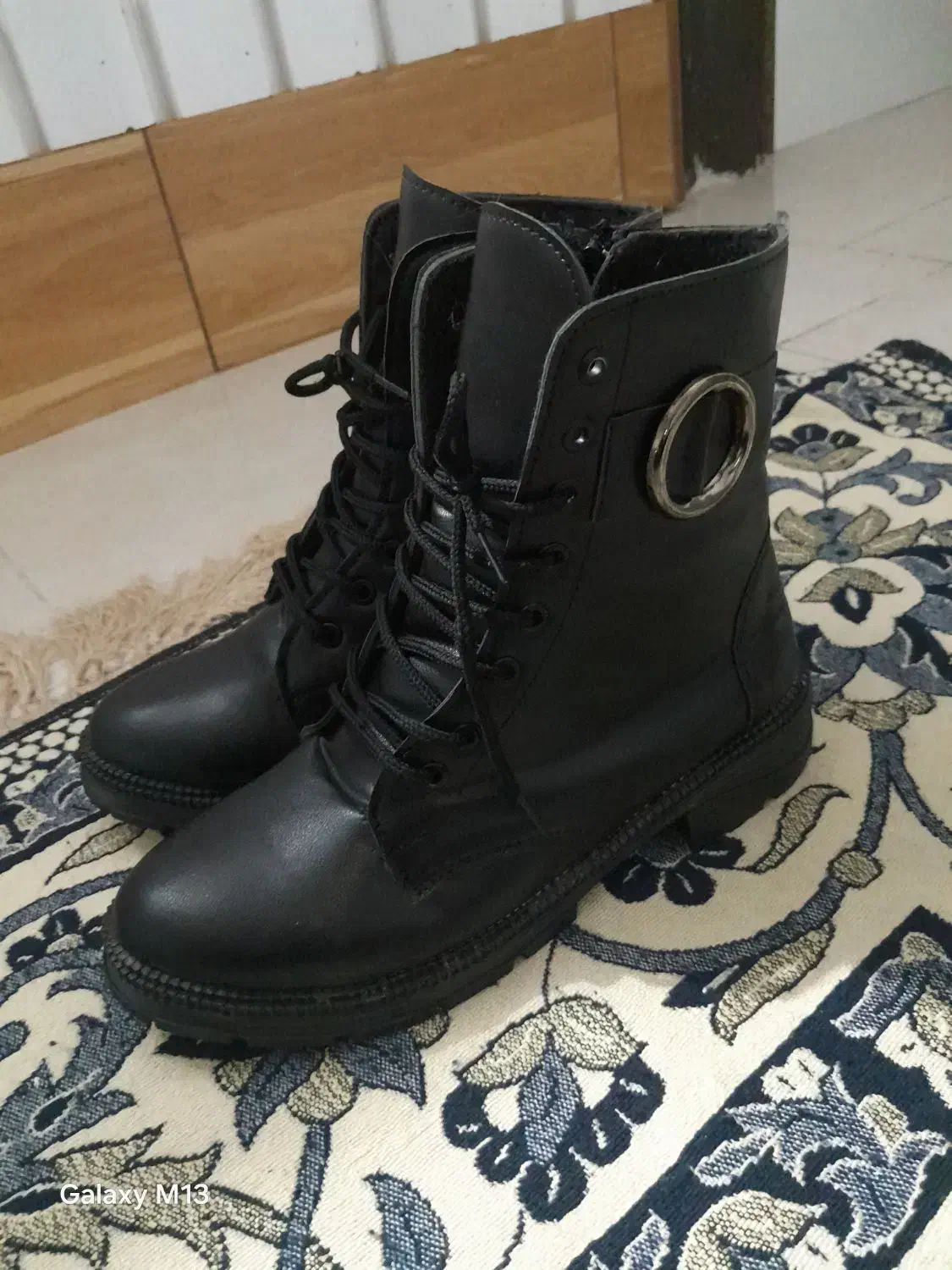 نیم بوت|کیف، کفش، کمربند|قرچک, پویینک|دیوار