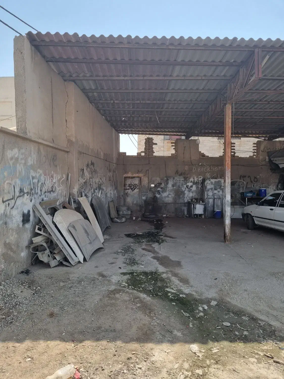 اجاره تعمیرگاه ۲۲ بهمن|اجارهٔ مغازه و غرفه|بندرعباس, |دیوار