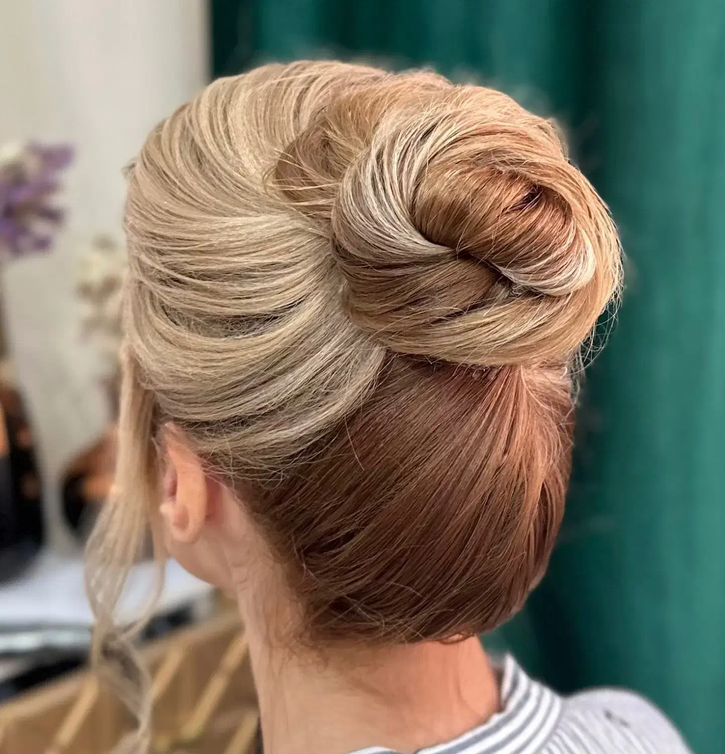 تخفیف اموزش شنیون و زلف با مدرک فنی حرفه ای|خدمات آموزشی|شیراز, میانرود|دیوار