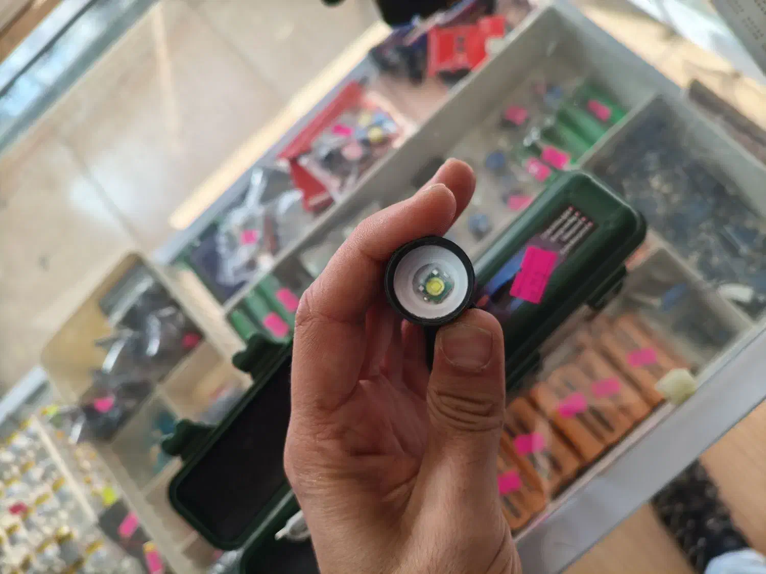 چراغ قوه  جیبی شارژی|کوهنوردی و کمپینگ|بوکان, |دیوار