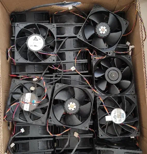 جت فن ۱۲ولت خیلی قوی دائم کار|قطعات و لوازم جانبی رایانه|مشهد, کوثر|دیوار