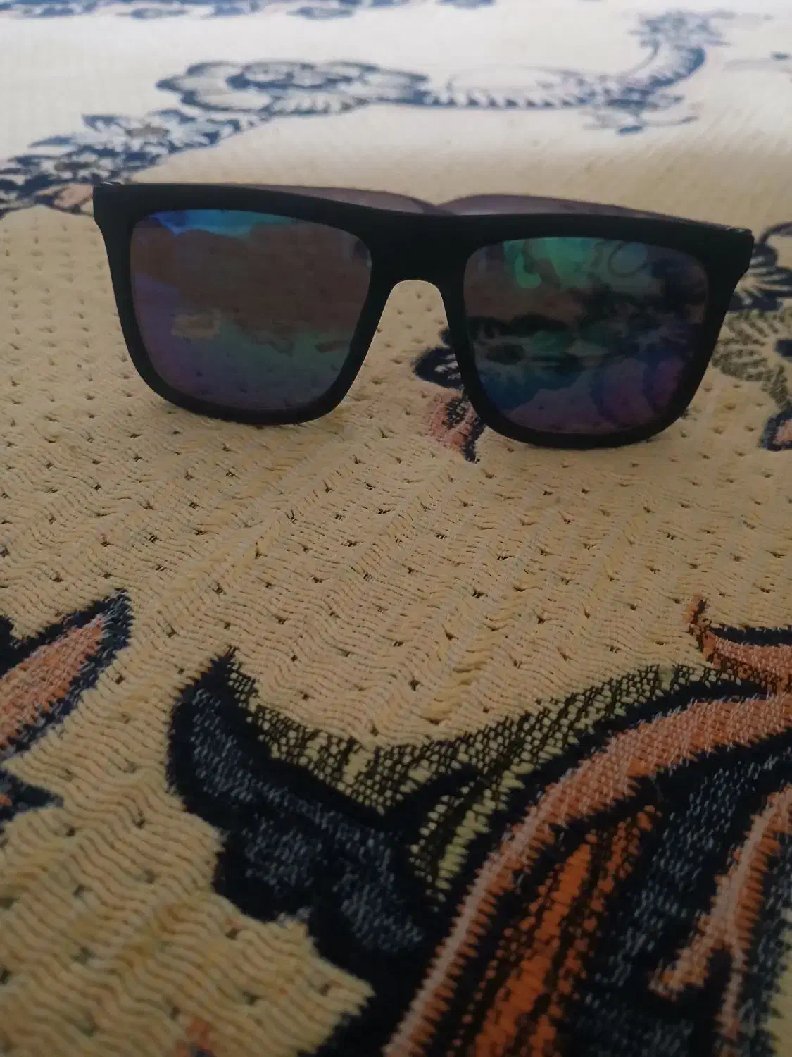 عینک|کلکسیون اشیاء عتیقه|کرج, اسلام‌آباد|دیوار