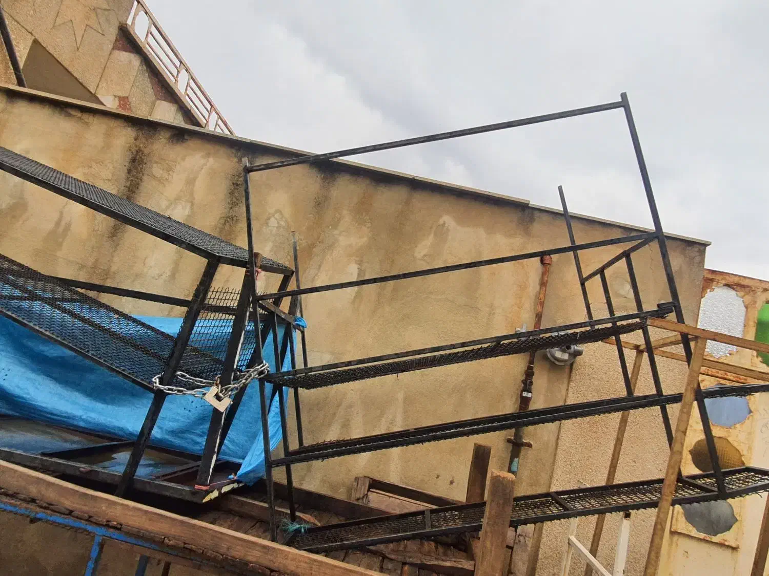 رف میوه و تر بار فروشی|حراج|کازرون, |دیوار