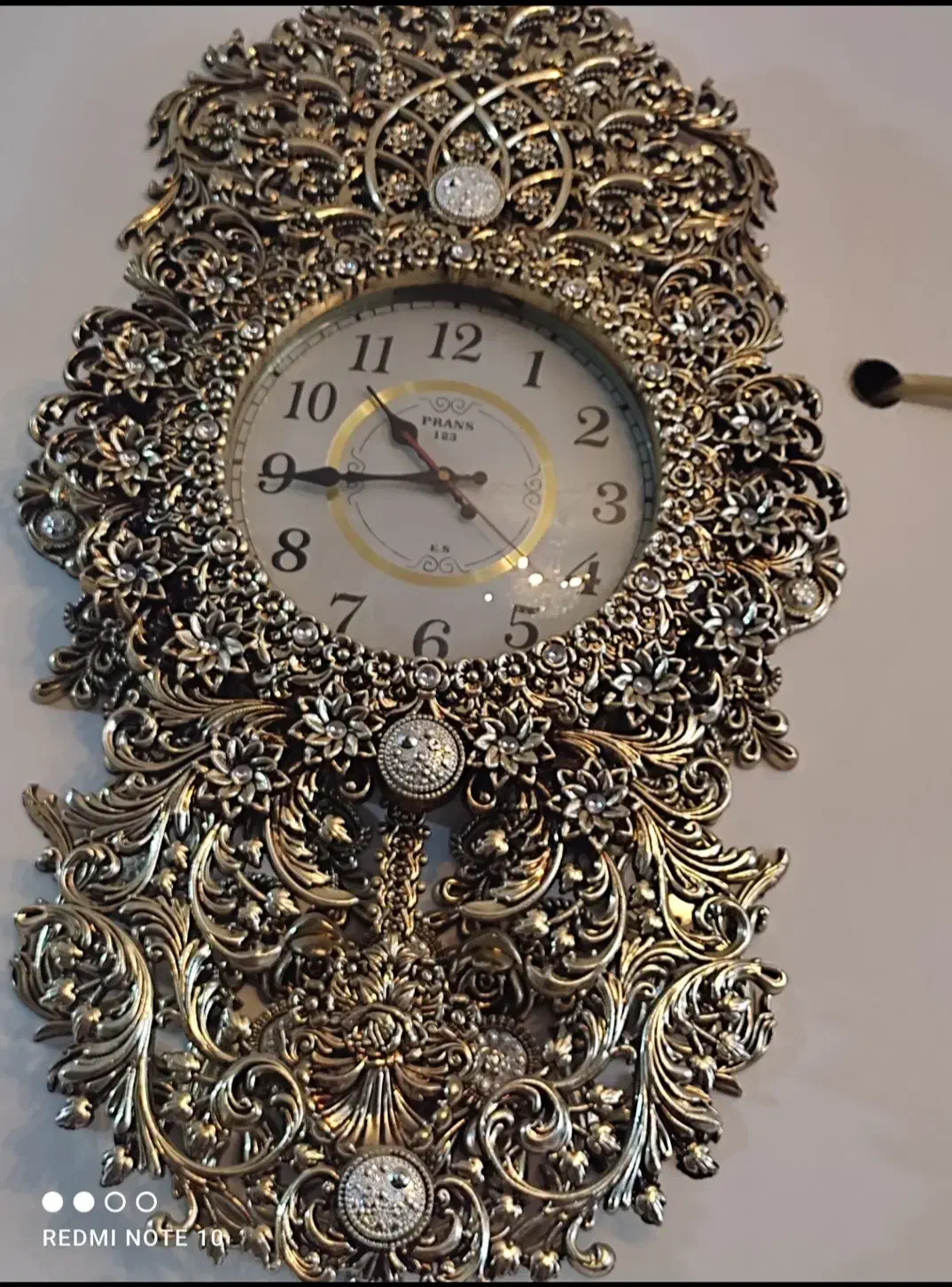 فروش تعدادی وسایل خانه بخاطر جابجایی|ساعت دیواری و تزئینی|صدرا-فارس, فاز ۱|دیوار