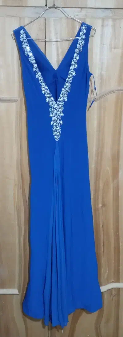 چند دست لباس مجلسی|لباس|دلیجان, |دیوار