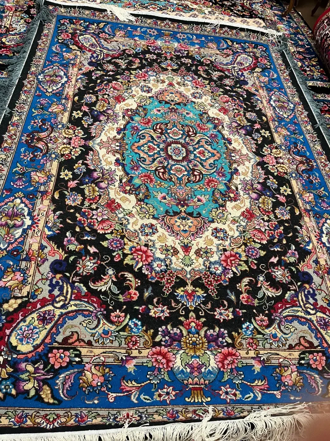 فرش دست باف سالاری رج ۲۵|فرش|تبریز, |دیوار