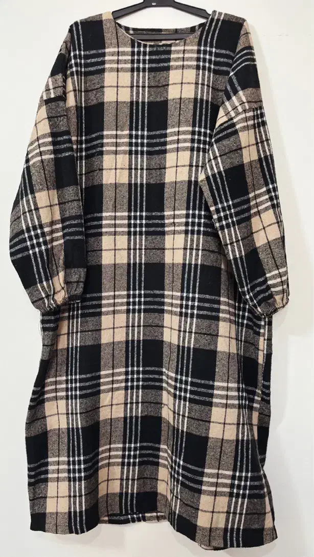 مانتو کرک بلند پاییزه و زمستانه|لباس|تهران, والفجر (افسریه)|دیوار