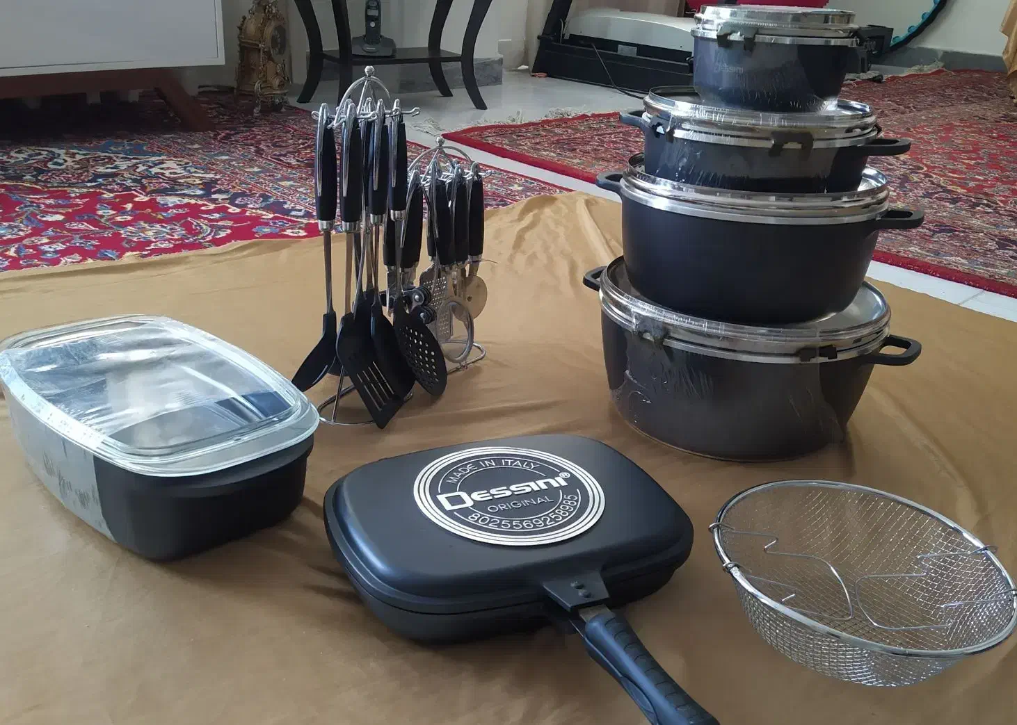 سرویس قابلمه ۲۱تکه دسینی قدیمی|ظروف پخت‌وپز|هشتگرد, فاز ۲ مهستان|دیوار