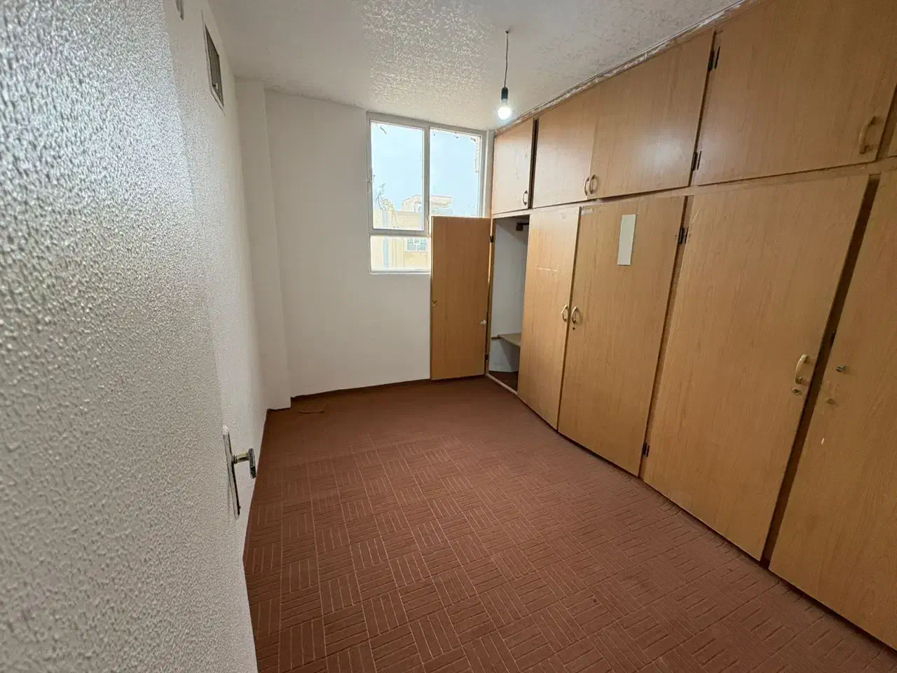 فروش اپارتمان شرایطی گلدیس یک خوابه|فروش آپارتمان|شاهینشهر, شهرک گلدیس|دیوار