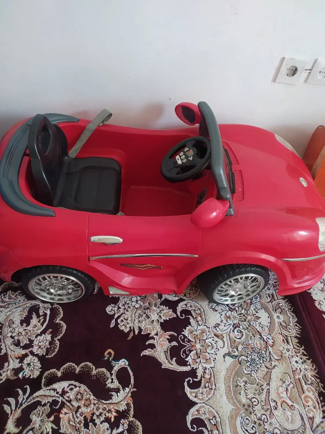 ماشین شارژی|اسباببازی بچه|سنندج, |دیوار