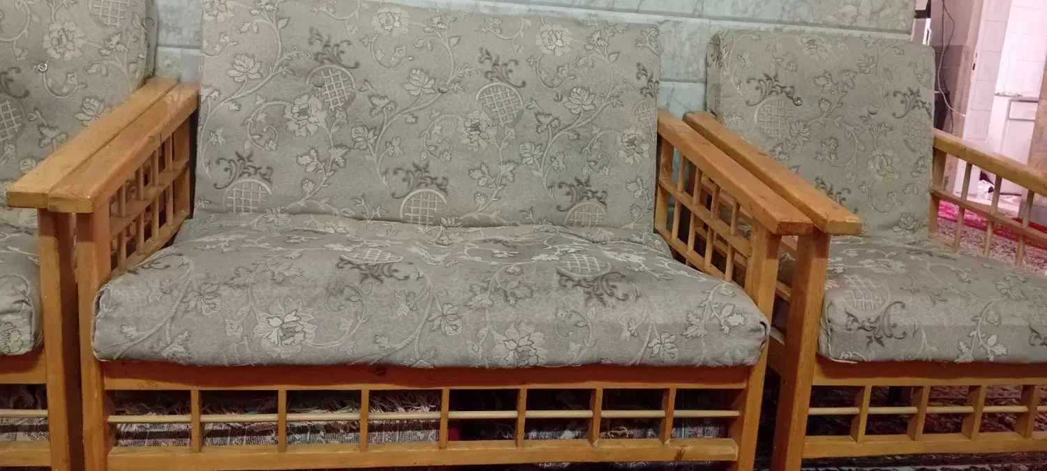 مبل چوبی|مبلمان خانگی و میز عسلی|قم, شاه ابراهیم|دیوار