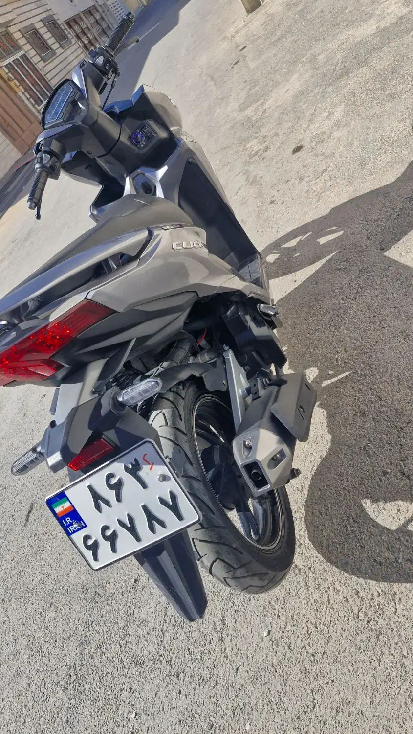 طرح کلیک 1402 صفر|موتورسیکلت|شاهینشهر, سعدی جنوبی|دیوار