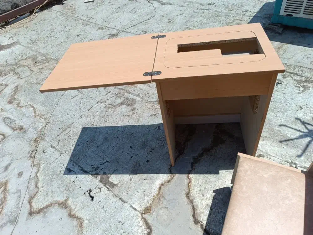 میز چرخ خیاطی|لوازم خیاطی و بافتنی|فولادشهر, B4|دیوار