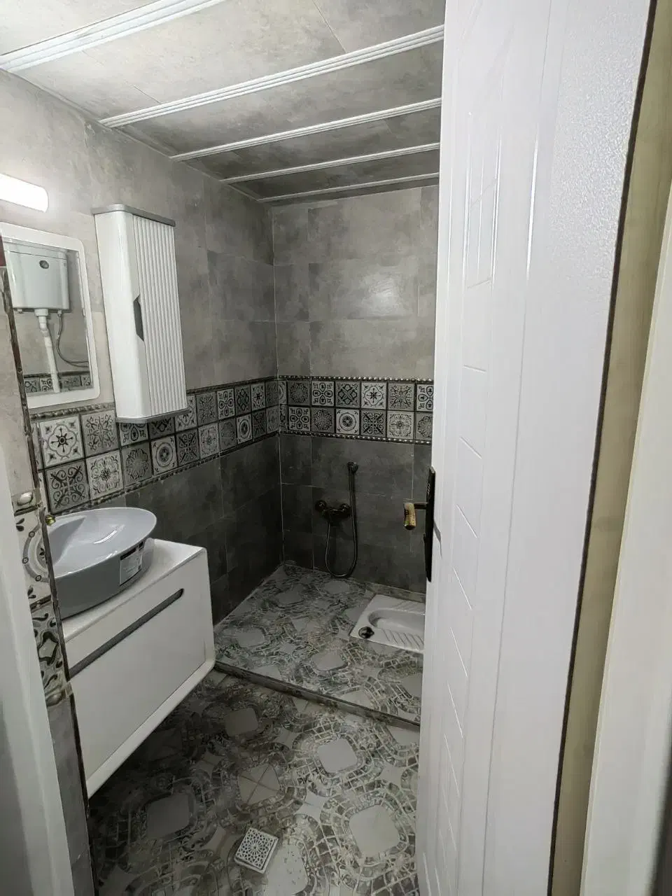 ویلایی نوساز و شیک و آماده سکونت در امامت|فروش خانه و ویلا|تربتحیدریه, آغوی|دیوار