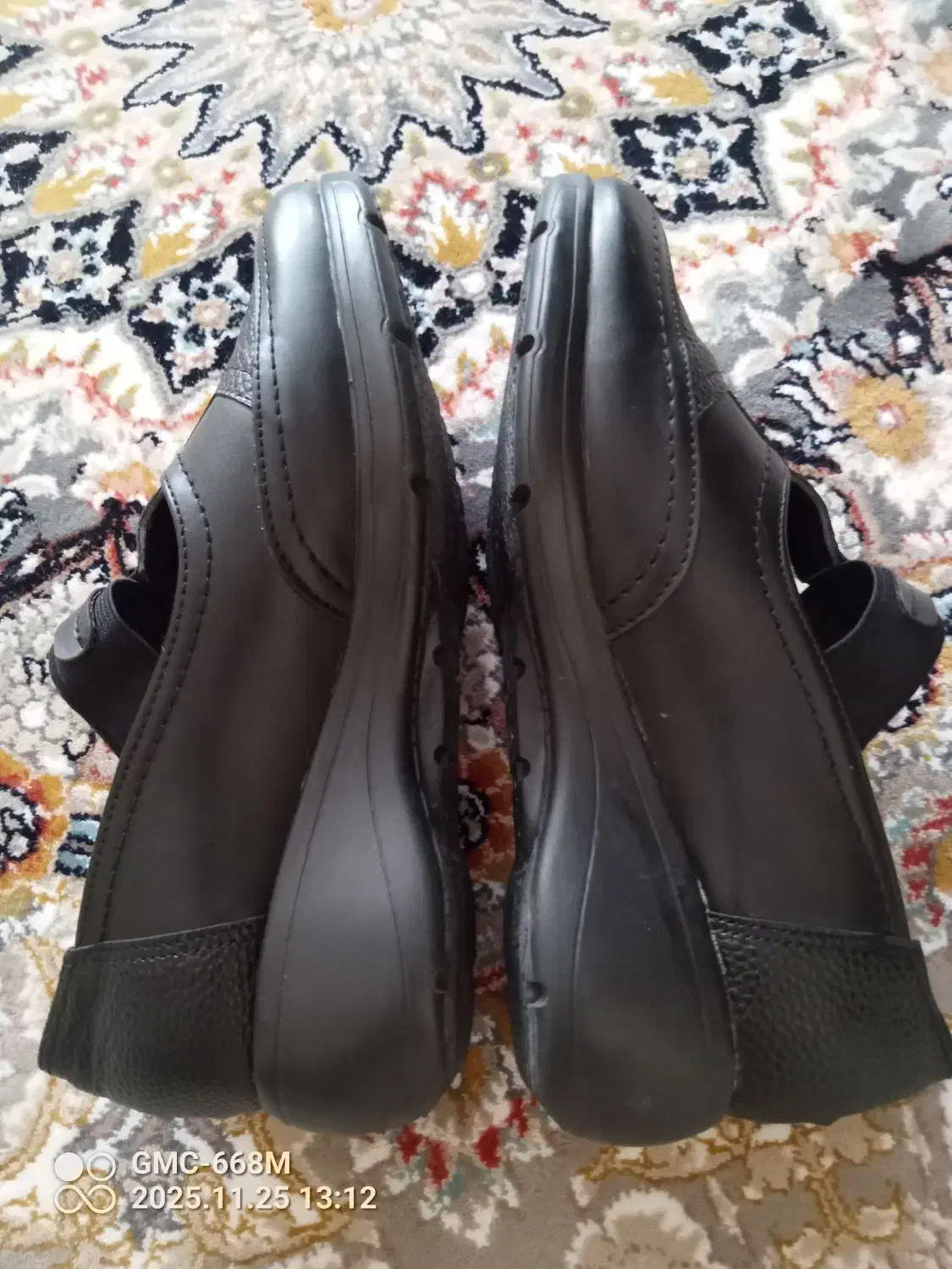 کفش|کیف، کفش، کمربند|سنندج, |دیوار