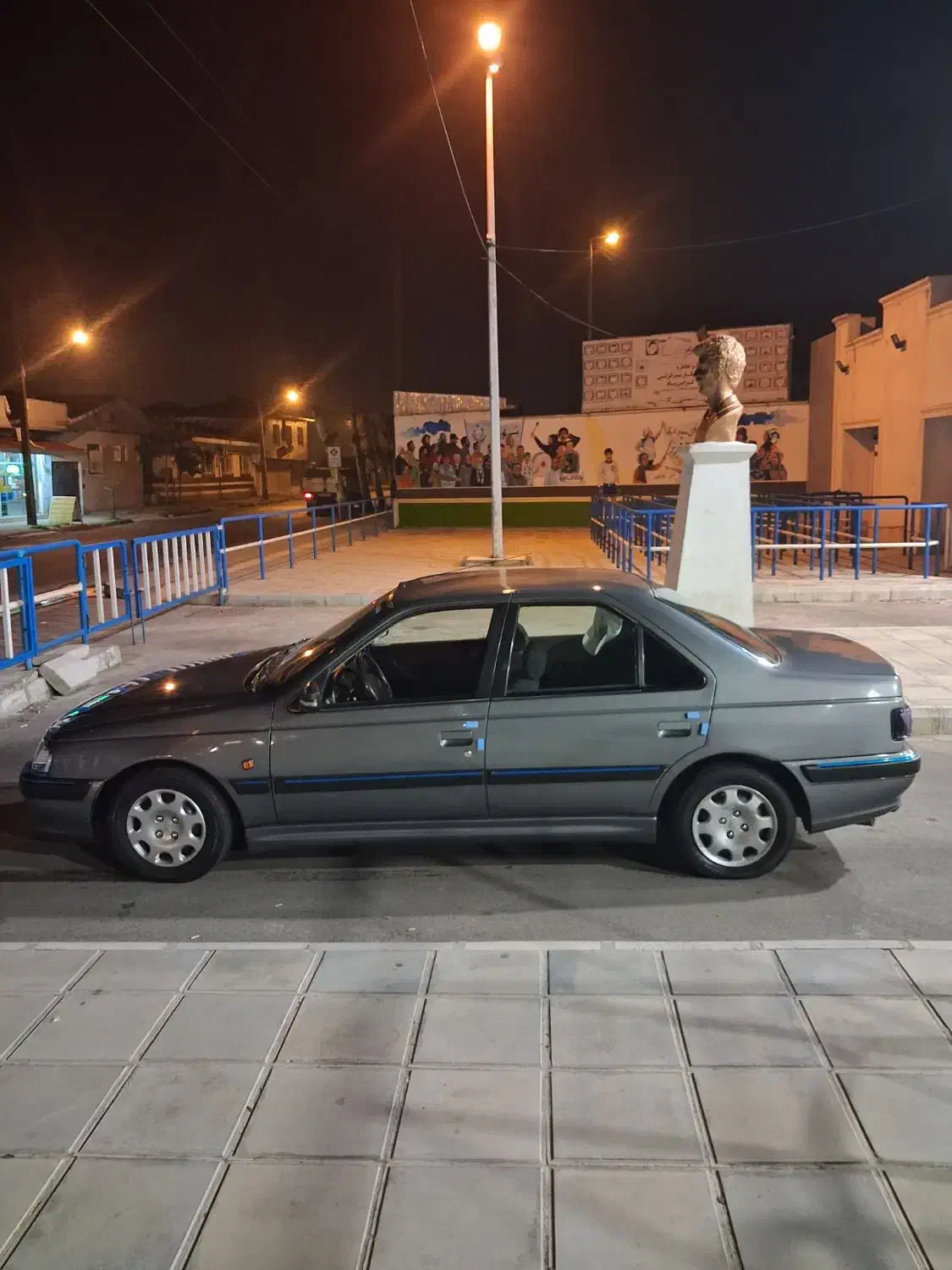 پارس سال|خودرو سواری و وانت|بندر انزلی, معلم|دیوار