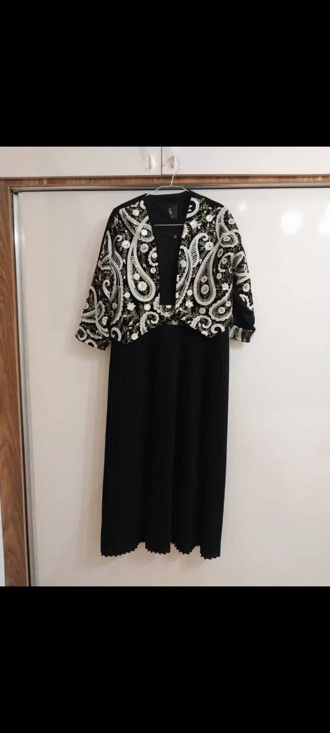 لباس های نو|لباس|اهر, |دیوار