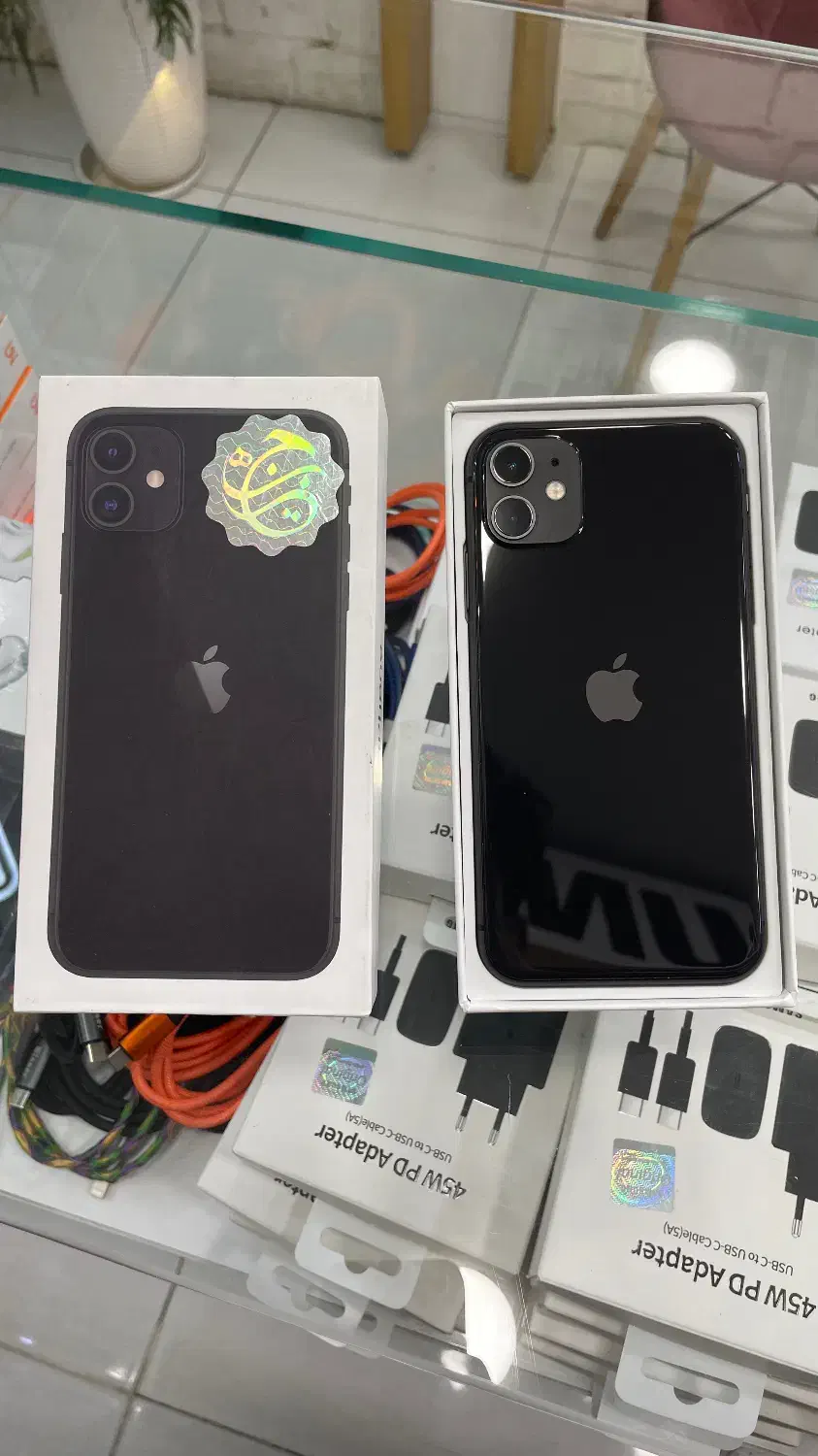 11 نرمال بدون خط خش|موبایل|بندرعباس, |دیوار