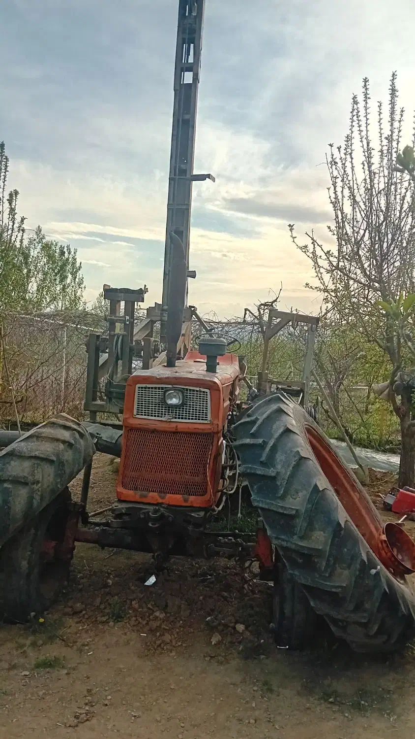 تراکتور دستگاه حفاری مدل 65|ماشین‌آلات صنعتی|بوکان, |دیوار