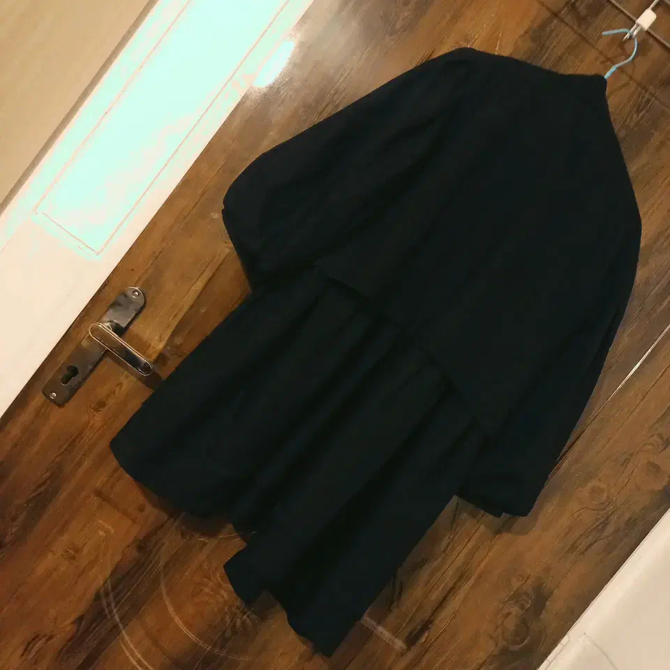 مانتو مشکی|لباس|حمیدیا, |دیوار