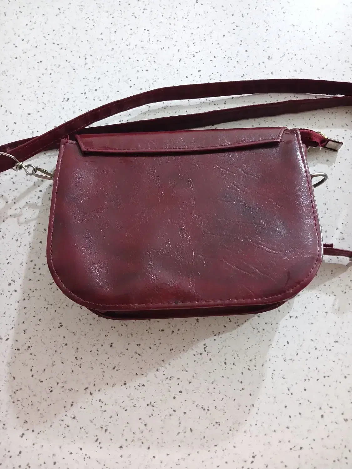 کیف|کیف، کفش، کمربند|شهریار, شهریار|دیوار