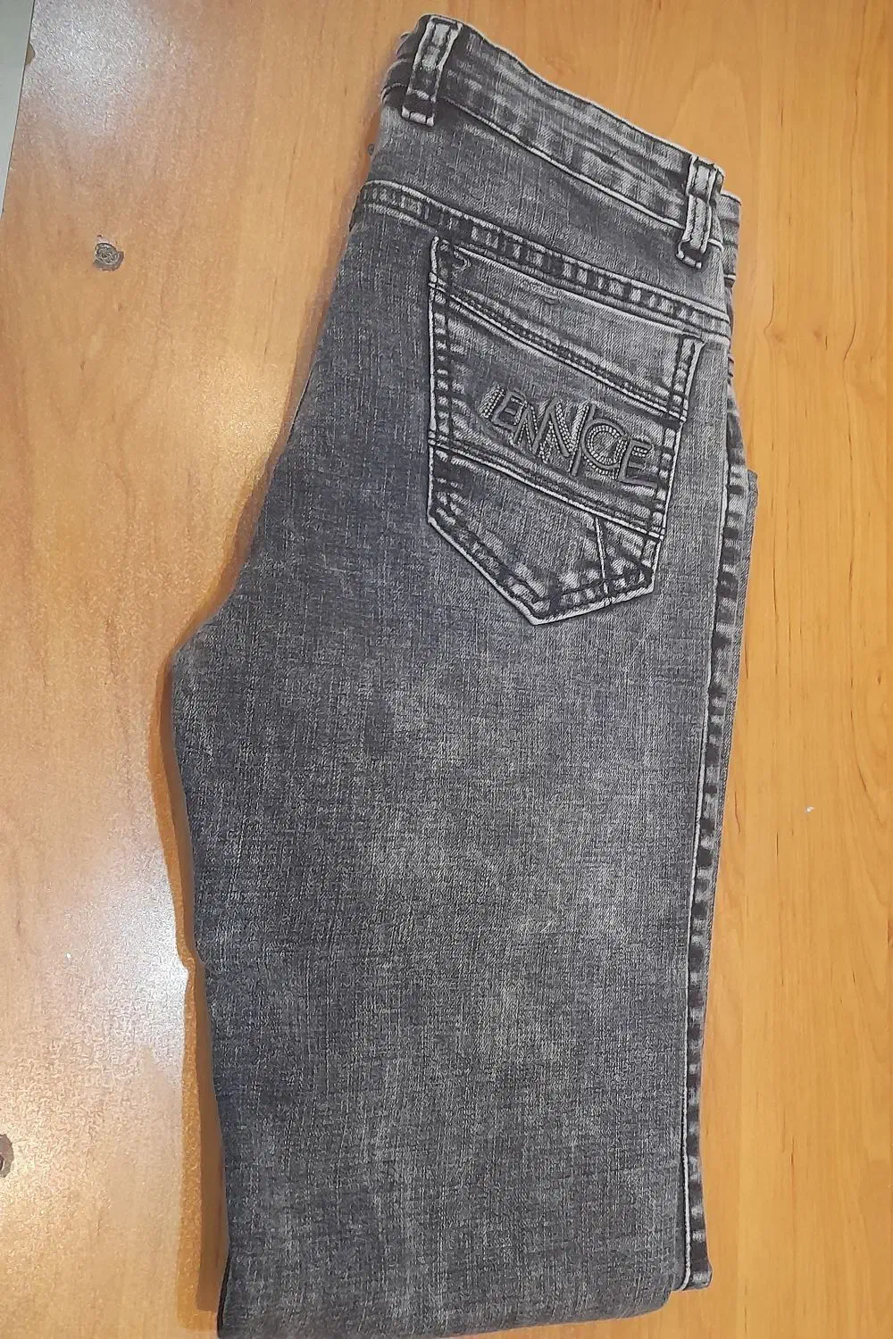 فروش شلوارجین دخترانه|کفش و لباس بچه|لاهیجان, خمیر کلایه|دیوار