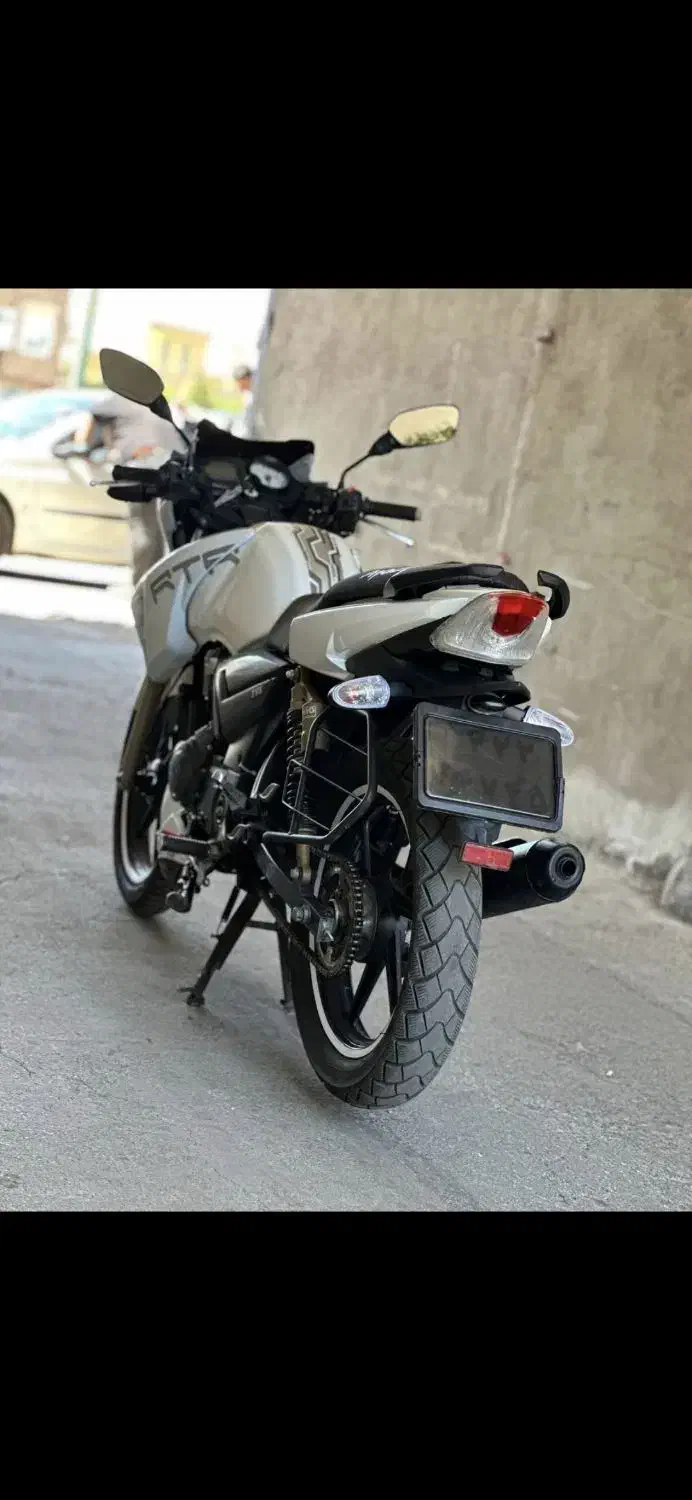 اپاچی ۱۸۰ آس|موتورسیکلت|قزوین, |دیوار