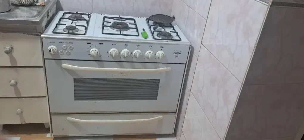 گاز و کابینت  و سینک|اجاق گاز و لوازم برقی پخت‌وپز|رشت, رودباری|دیوار