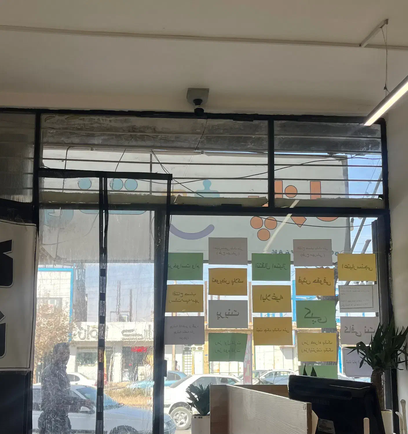 به یک نفر نیروی خانم جهت کار در کافی نت|استخدام اداری و مدیریت|سیرجان, |دیوار