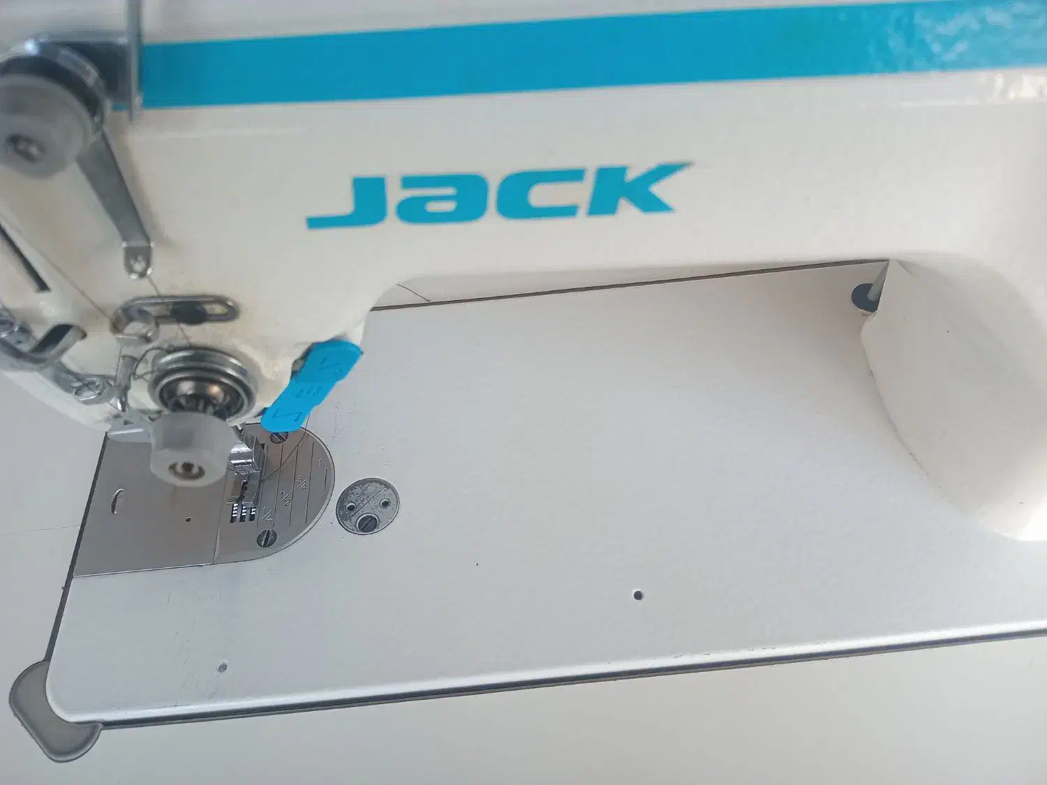 راسته دوز  تمام فول جک سخنگو فارسی و سردوز چهارنخ|چرخ خیاطی و ریسندگی|محمدیه-قزوین, |دیوار