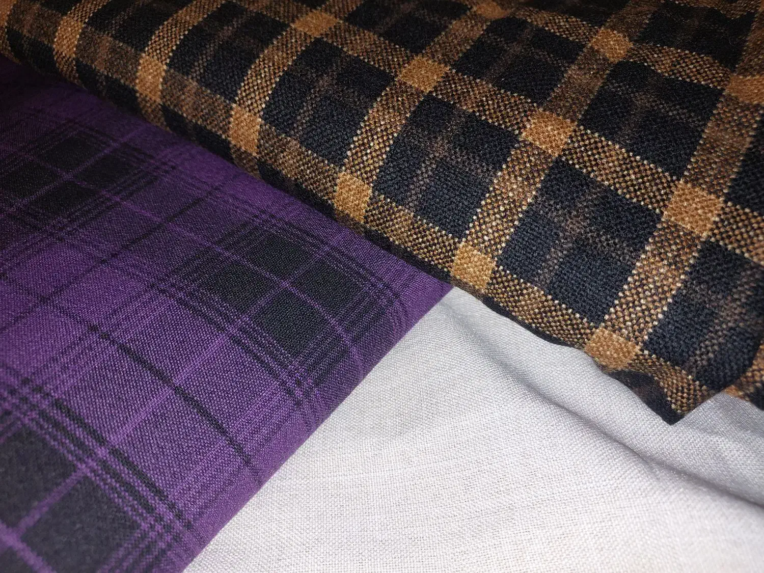 پارچه زمستانی چهارخونه|لوازم خیاطی و بافتنی|شیراز, تاچارا|دیوار