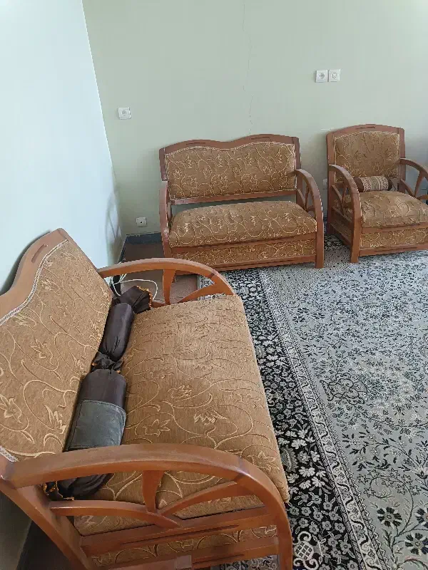 مبل راحتی|مبلمان خانگی و میز عسلی|شاهین‌شهر, خانه کارگر|دیوار