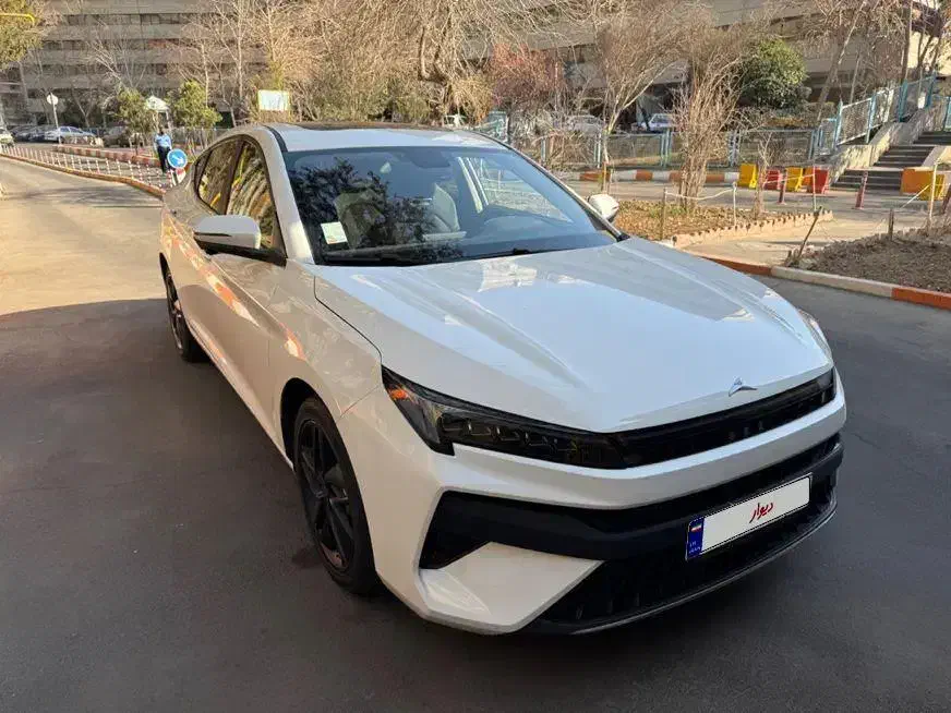 KMC J7 1404|خودرو سواری و وانت|تهران, اکباتان|دیوار