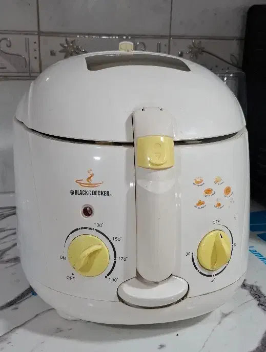 سرخ کن black&decker|اجاق گاز و لوازم برقی پختوپز|آبادان, |دیوار