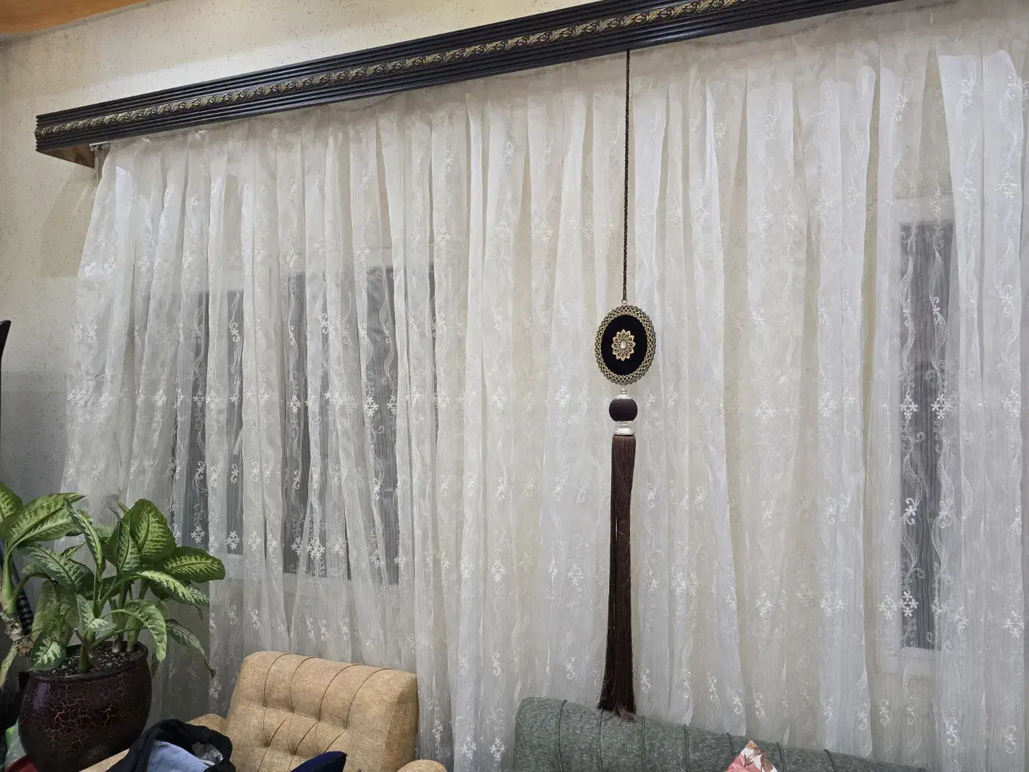 پرده سالن پذیرایی|پرده، رانر، رومیزی|صومعهسرا, |دیوار