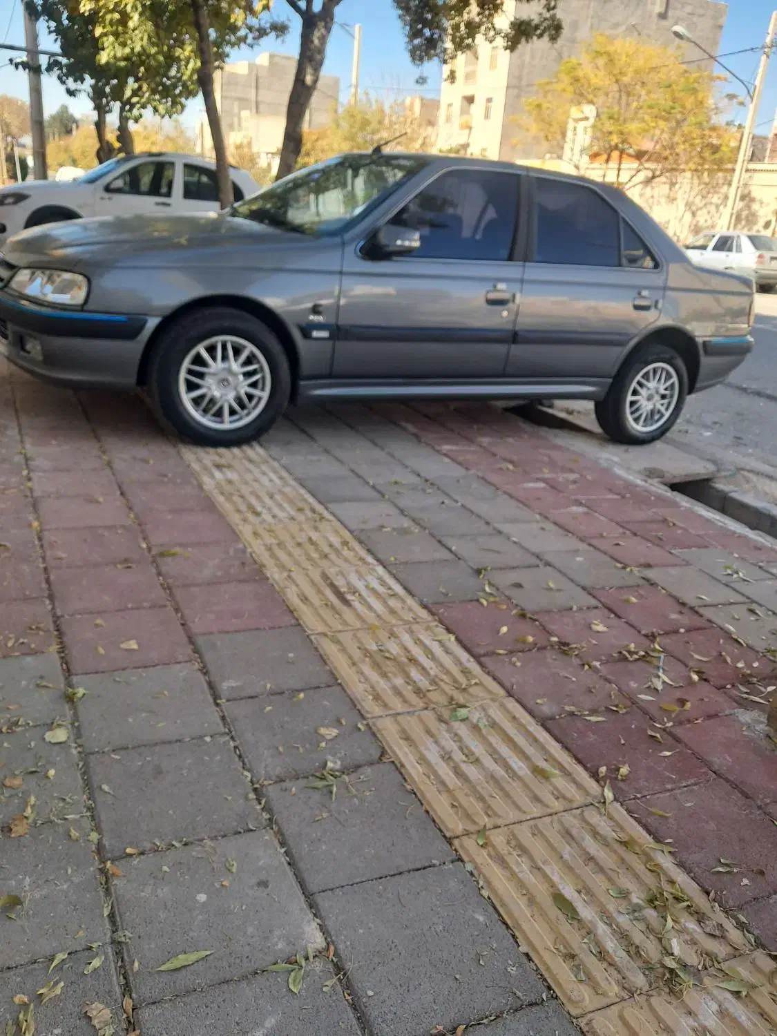 پارس تیوفایو|خودرو سواری و وانت|ساوه, |دیوار