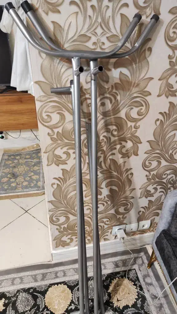 رگال لباس|بندرخت و رخت‌آویز|بندرعباس, |دیوار
