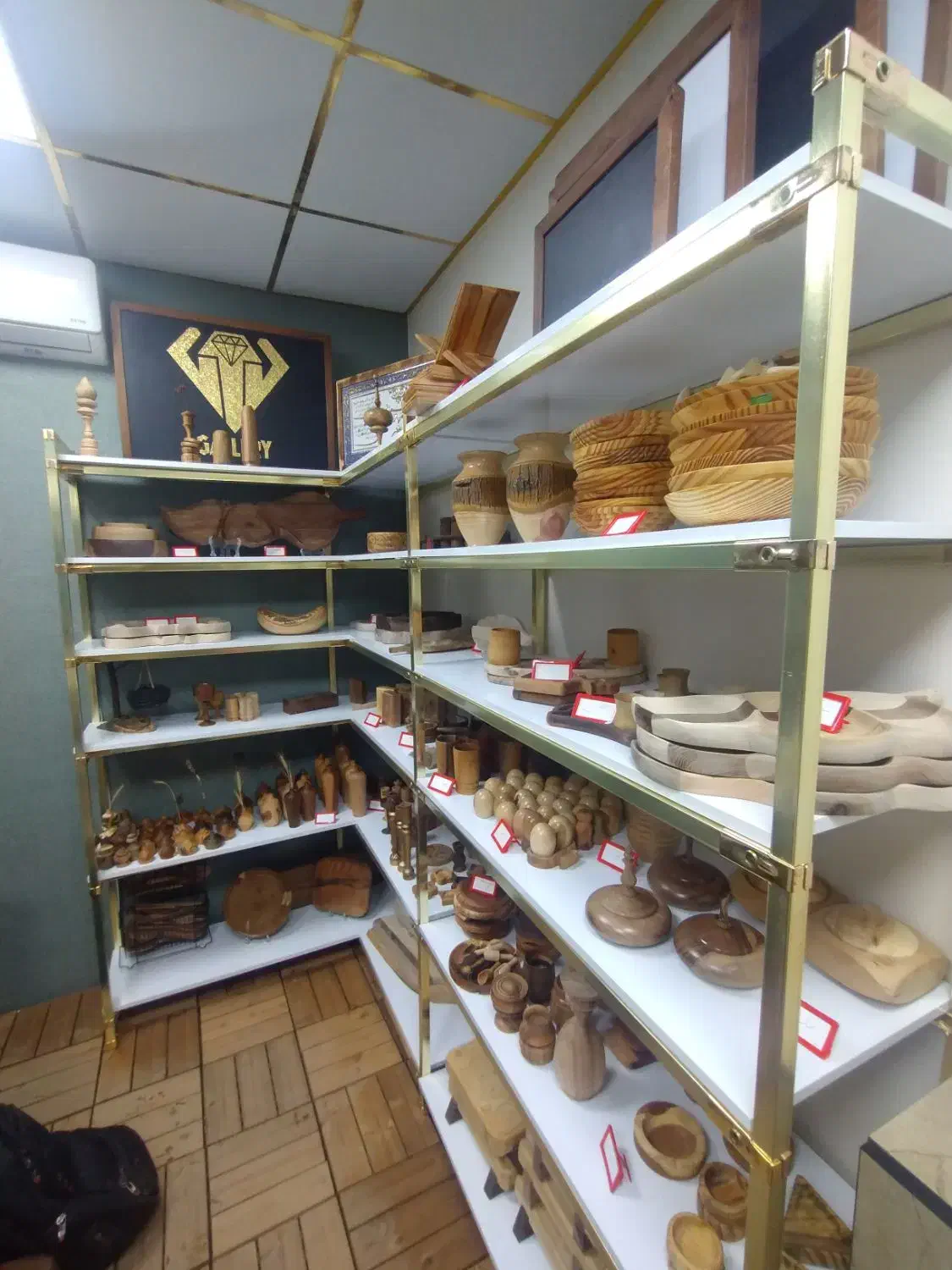 فروشنده خانم تمام وقت|استخدام خدمات فروشگاه و رستوران|تکاب, |دیوار