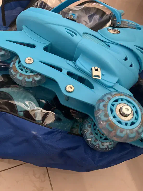 کفش اسکیت Chicago سایز ۳۴-۳۷ قابل تنظیم|دوچرخه، اسکیت، اسکوتر|تهران, نارمک|دیوار