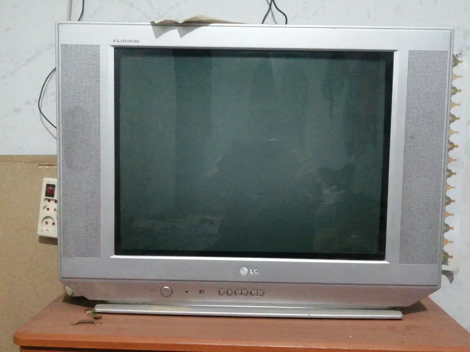 تلویزیون 21 اینچ ال جی|تلویزیون و پروژکتور|کاشان, رسالت|دیوار