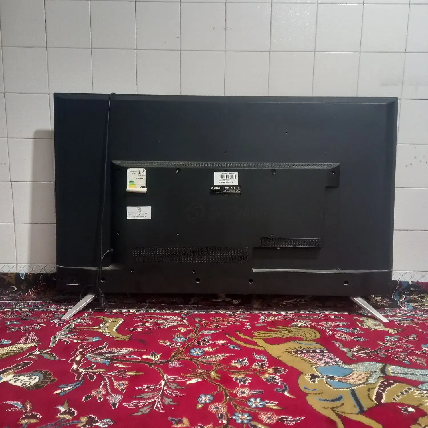 تلویزیون اسنوا50با کارتن و2عدد کنترل اصلی|تلویزیون و پروژکتور|کرمانشاه, |دیوار
