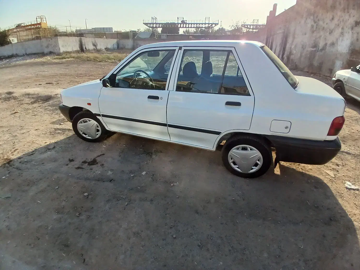 ۱۳۱ مدل ۹۴ بیرنگ|خودرو سواری و وانت|قزوین, |دیوار