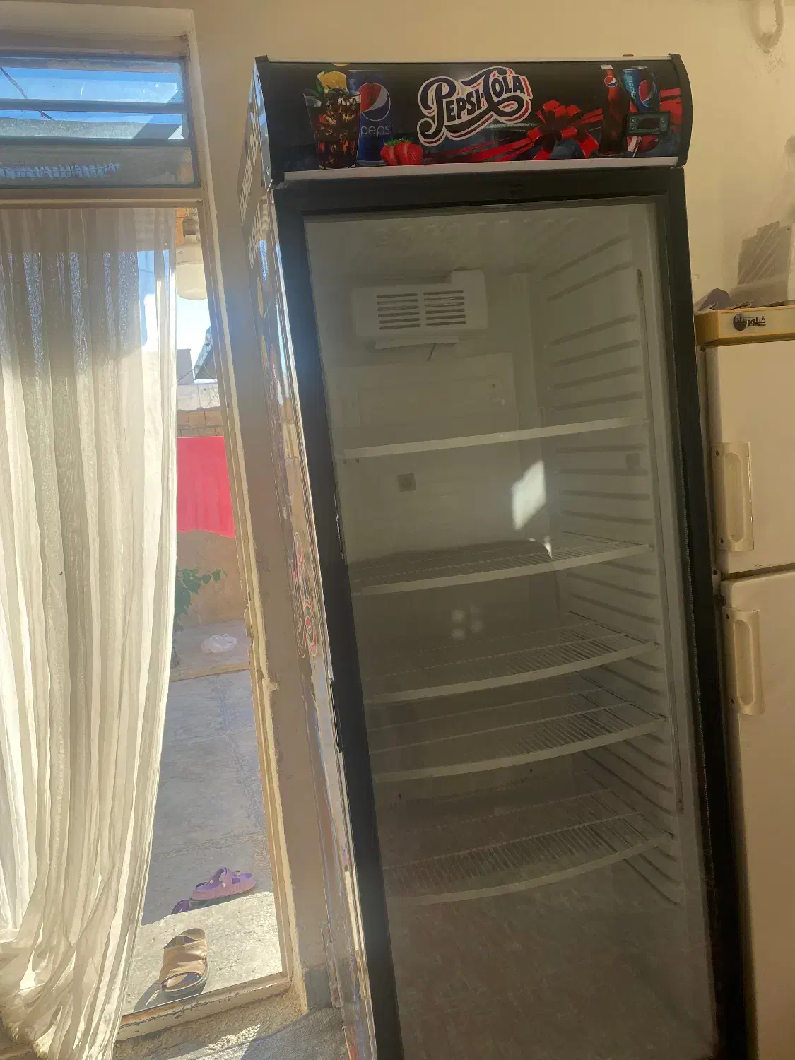 یخچال ویترینی ایستاده صفر|فروشگاه و مغازه|سرپل ذهاب, |دیوار