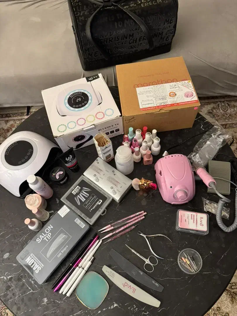 لوازم کاشت ناخن همه درجه یک و در حد نو|آرایشی، بهداشتی، درمانی|تهران, شاهین|دیوار