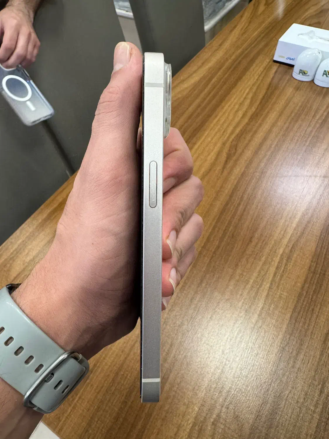 آیفون ۱۳ نرمال   IPhone 13 Normal128|موبایل|رودسر, |دیوار