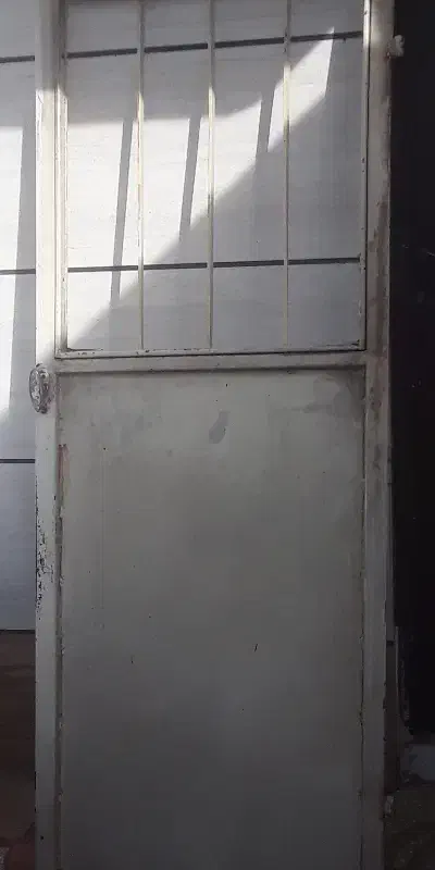 در اهنی سالم و تمیز|مصالح و تجهیزات ساختمان|سبزوار, پاسداران|دیوار