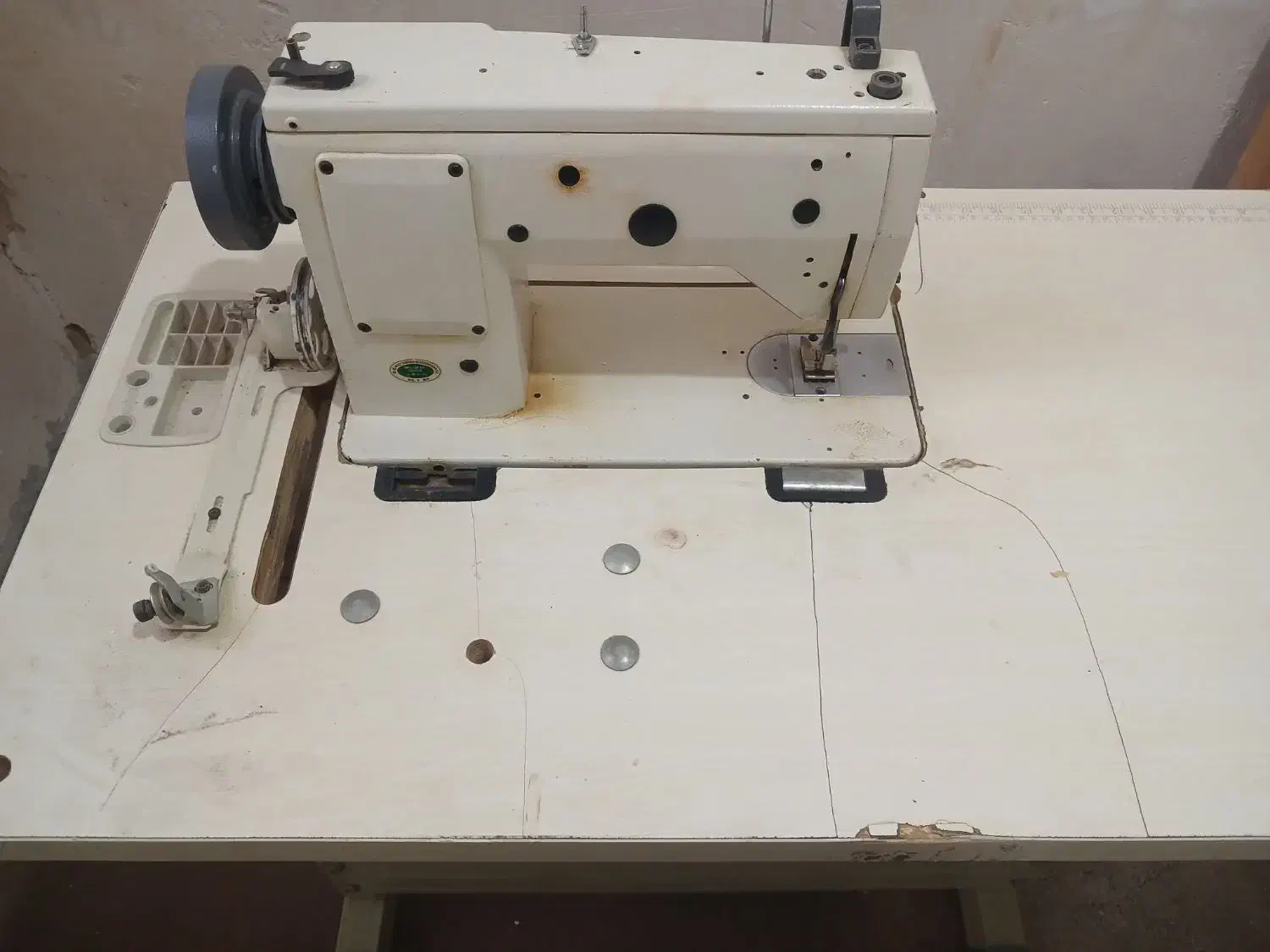 چرخ 7و8|چرخ خیاطی و ریسندگی|قم, شهر قائم|دیوار