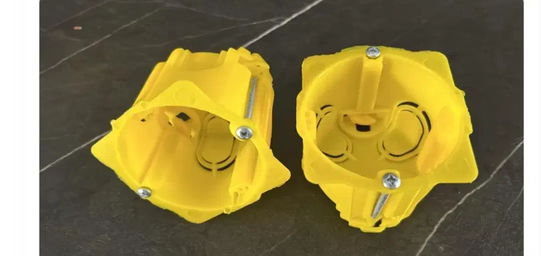 قوطی کلید پریز کناف و پریز بارانی توکار|مصالح و تجهیزات ساختمان|شیراز, گلکوب|دیوار