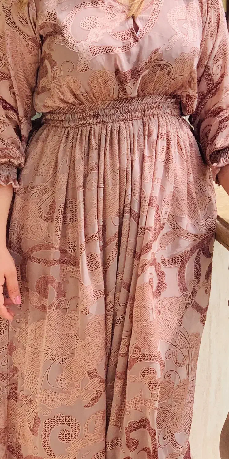 کوا و کراس|لباس|مریوان, |دیوار